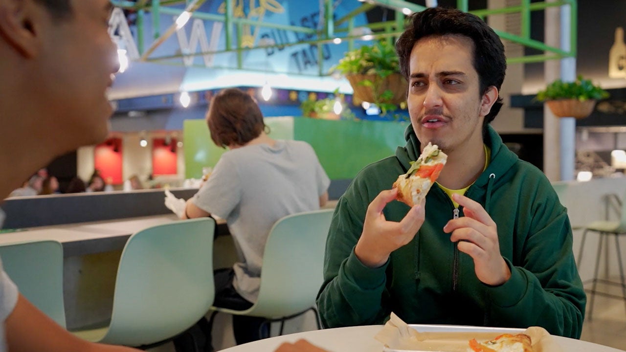 Students eating at University Housing Dining venue